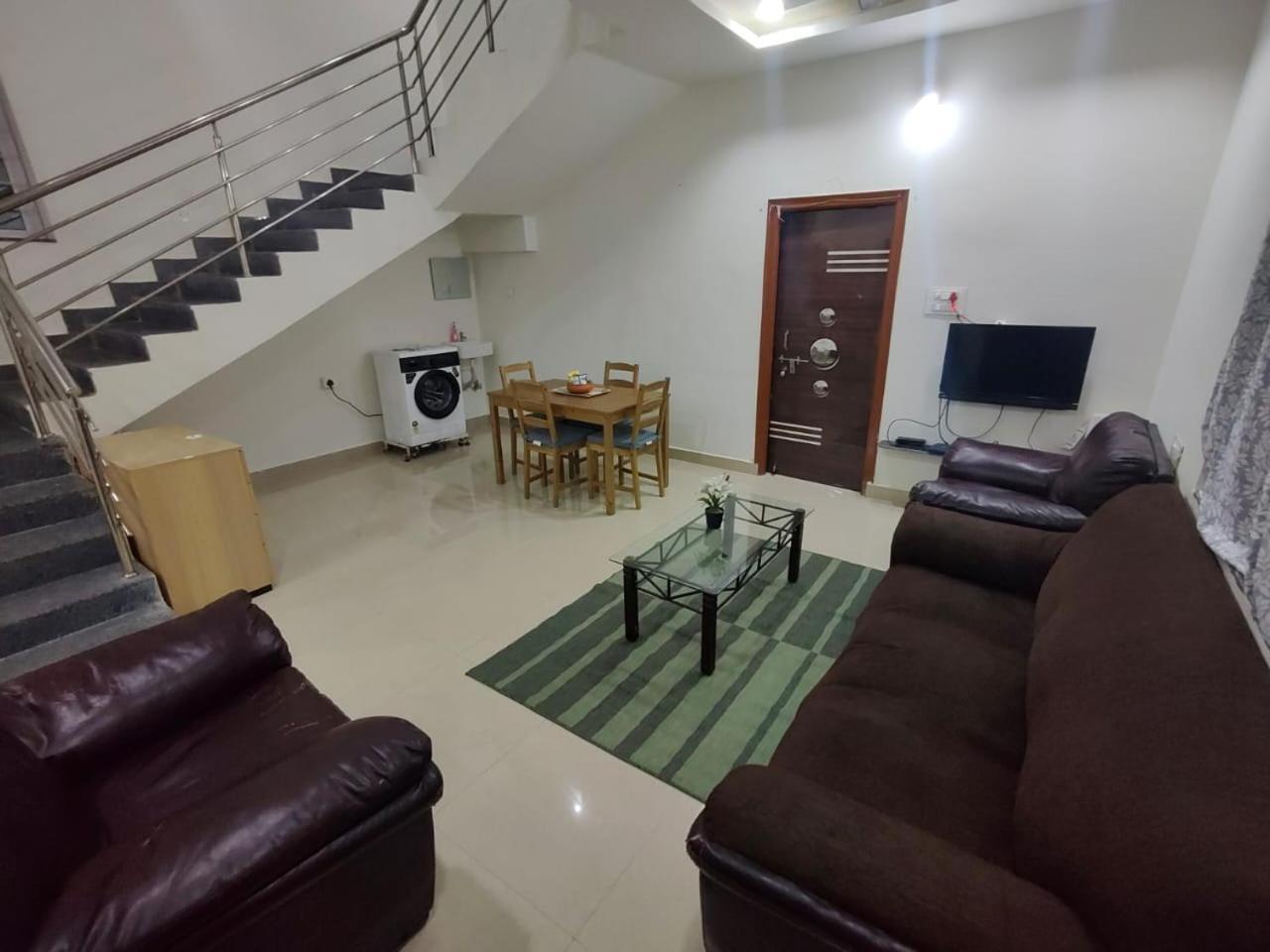 Villa Leo'S Den 9 Guests Ac 3Bhk 9 Mins To Rgia Shamshabad Esterno foto