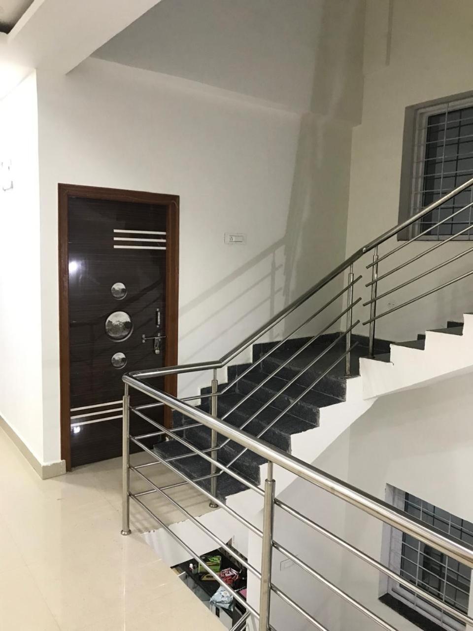 Villa Leo'S Den 9 Guests Ac 3Bhk 9 Mins To Rgia Shamshabad Esterno foto